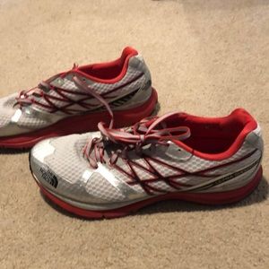 The North Face Mens Running Shoes   Men’s 10.5